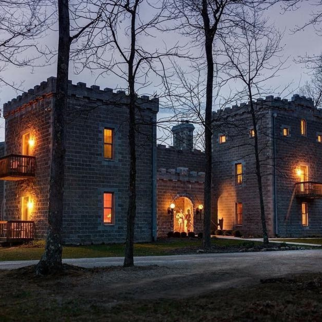 A Majestic Romantic Getaway at Ravenwood Castle Hotel in Ohio’s Hocking Hills