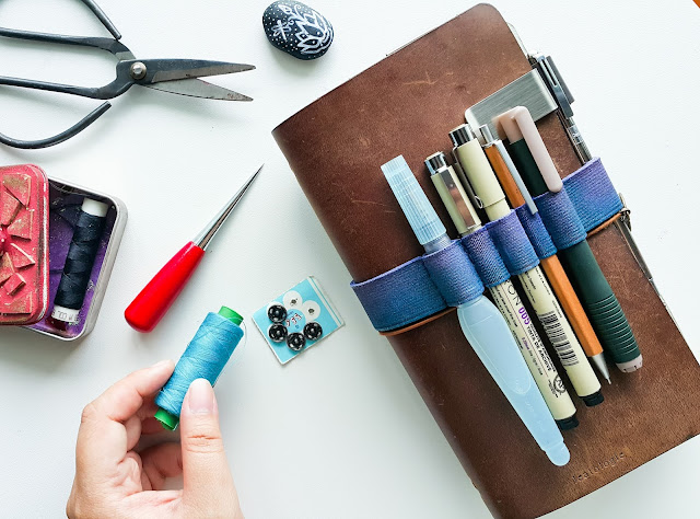 diy_journal_pen_holder_-_the_artsy_craftsy_28629