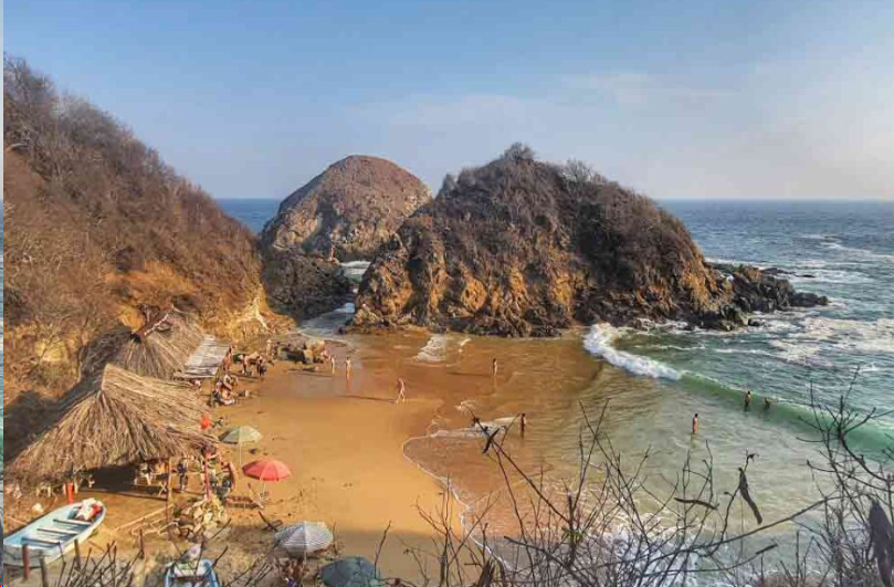 My Guide to Playa Zipolite, Oaxaca: Mexico’s Nude Hippie Beach (2024)