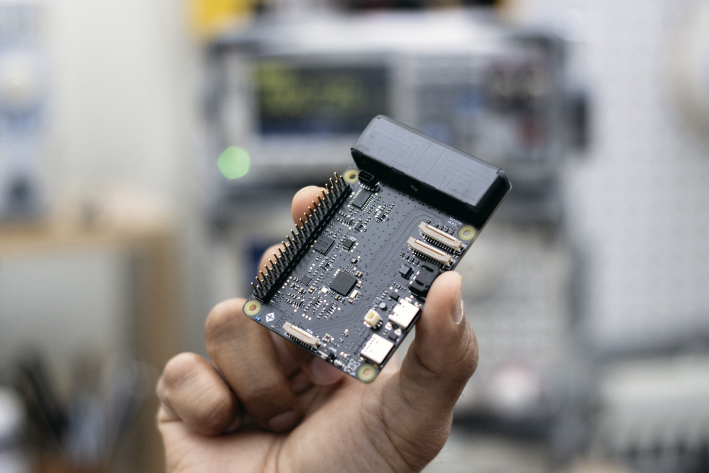 Particle Tachyon: Bringing the Power of Smartphones to IoT